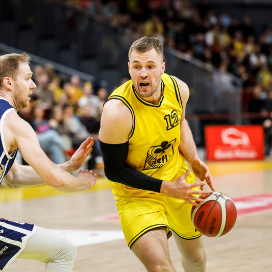 Strój Mikołaja Witlińskiego - 46. derby Trójmiasta